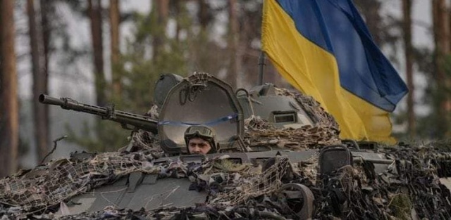 Unia Europejska będzie szkoliła ukraińskich żołnierzy. Rada UE powołała Misję Wsparcia Wojskowego