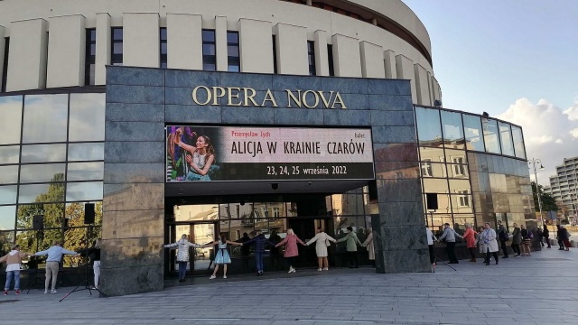 Urodzinowy happening Opery Nova w Bydgoszczy [wideo]