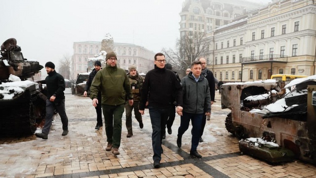 Premier Morawiecki w Kijowie. Uczcił ofiary Wielkiego Głodu