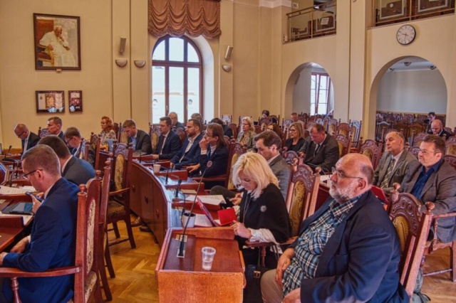 Budżet Bydgoszczy przegłosowany bez poparcia klubu PiS, którego poprawki odrzucono