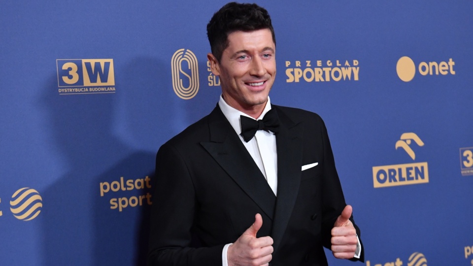 Kapitan piłkarskiej reprezentacji Polski Robert Lewandowski podczas Gali Mistrzów Sportu - 87. Plebiscytu Przeglądu Sportowego i Telewizji Polsat na 10 Najlepszych Sportowców Polski 2021. Fot. PAP/Piotr Nowak