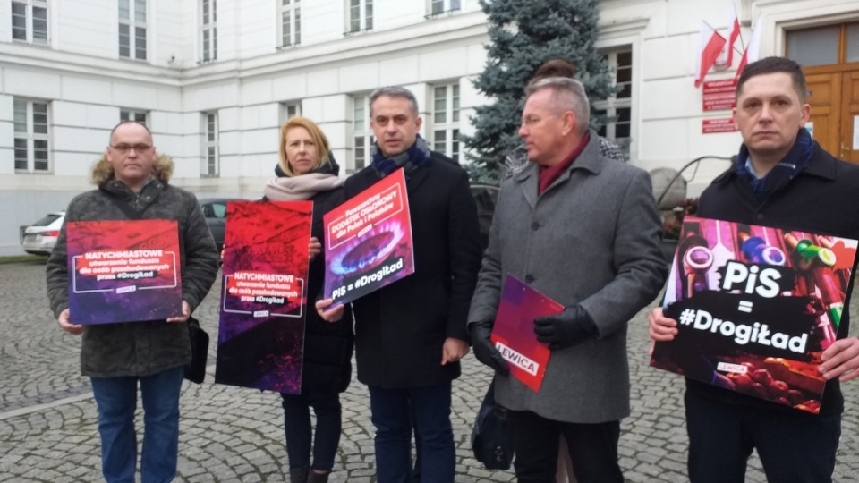 Działacze Nowej Lewicy skrytykowali w środę w Bydgoszczy rządowy program Polski Ład/fot. Jolanta Fischer