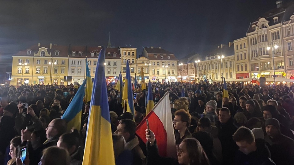 Wieczorny protest na Starym Rynku w Bydgoszczy. Fot. bydgoszcz.pl