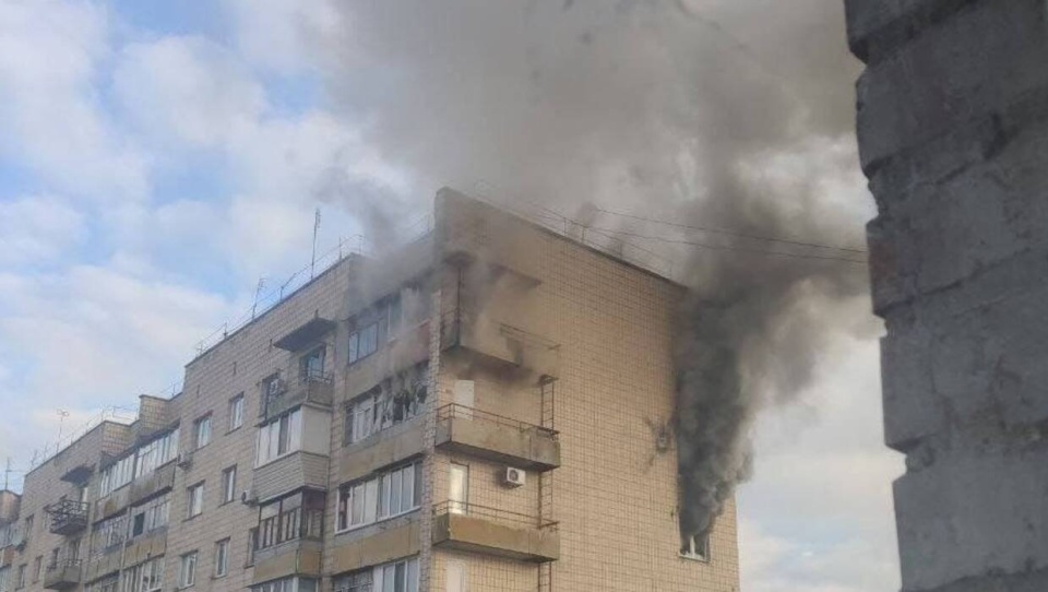 Dziesiątki osób zginęły, a setki odniosły obrażenia w wyniku zmasowanego ostrzału Charkowa rakietami Grad przez siły rosyjskie. Fot. PAP/EPA