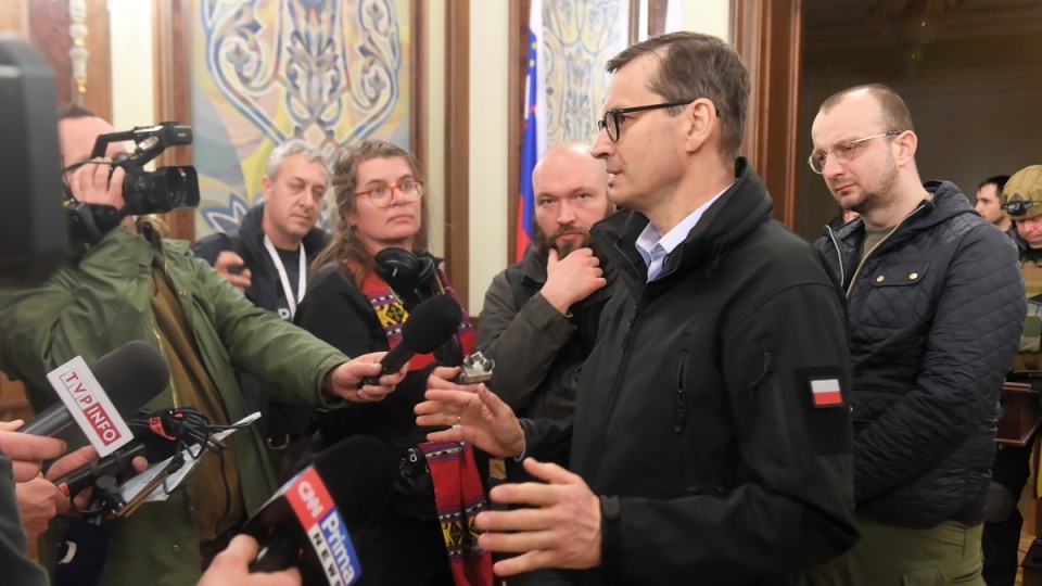 Premier RP Mateusz Morawiecki podczas konferencji prasowej po spotkaniu premierów państw UE w Kijowie/fot. Piotr Lange, PAP