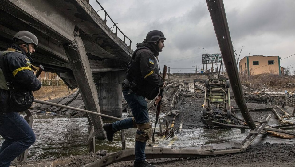 Negocjacje ukraińsko-rosyjskie mogą potrwać kilka tygodni. Tymczasem na Ukrainie giną ludzie, miasta są niemal równane z ziemią/fot. Roman Pilipey/PAP/EPA