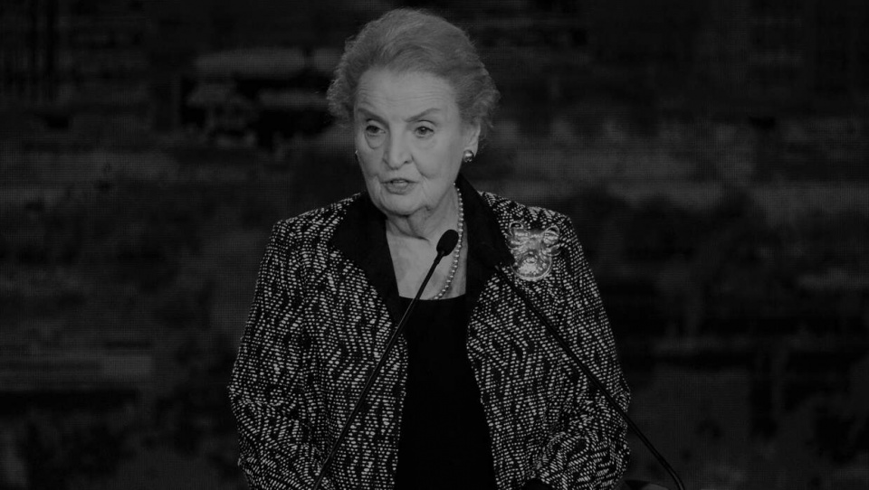 Była szefowa dyplomacji USA Madeleine Albright zmarła w środę w wieku 84 lat z powodu choroby nowotworowej./PAP/Bartłomiej Zborowski