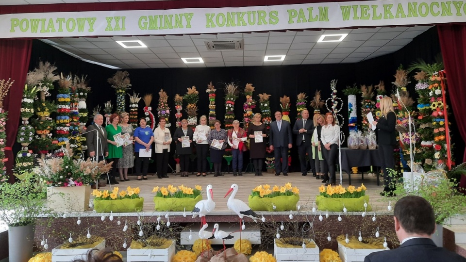 Gminny i powiatowy konkurs palm wielkanocnych zorganizowano w piątek w Bobrowie/fot. Monika Kaczyńska