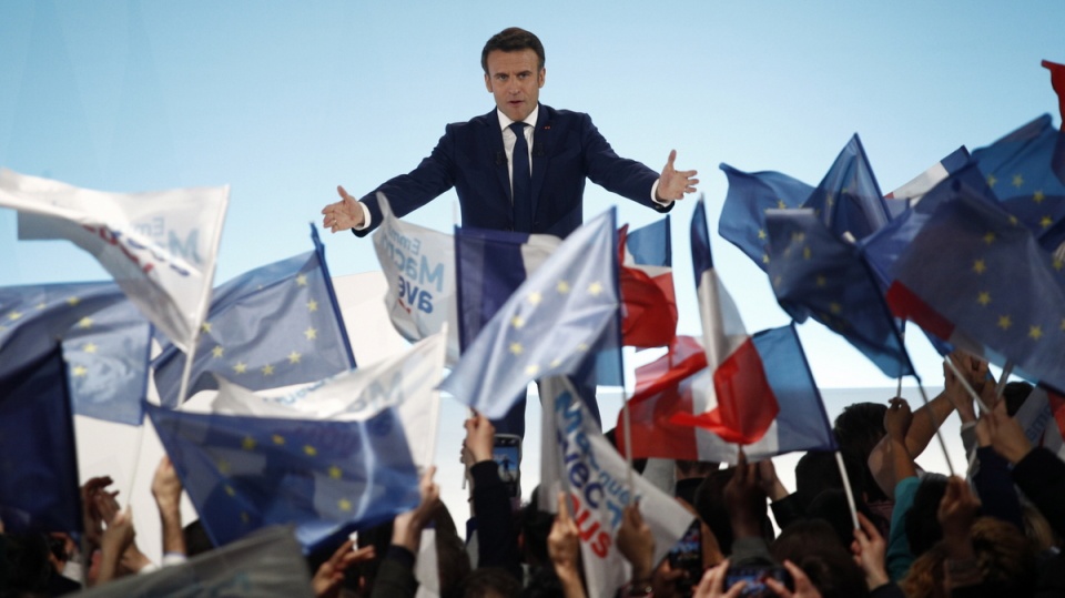 Emmanuel Macron po ogłoszeniu wstępnych wyników pierwszej tury wyborów prezydenckich we Francji/fot. PAP, EPA