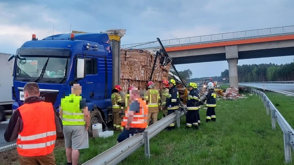 Do niebezpiecznego zdarzenia doszło przed godz. 19.00 na trasie S5, na wysokości Osówca (kierunek Gdańsk)/fot. OSP Kruszyn