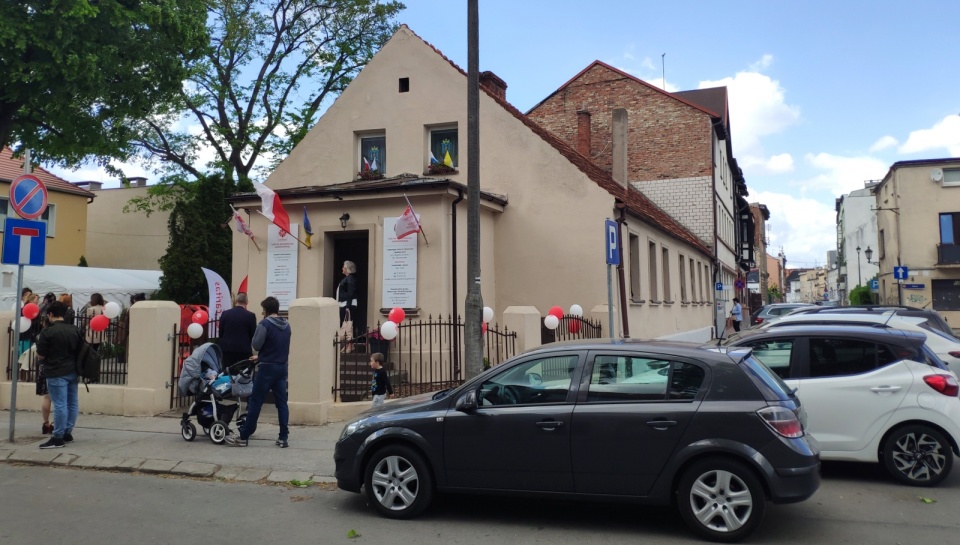 Filia gnieźnieńskiej Caritas w Inowrocławiu mieści się na terenie parafii farnej św. Mikołaja, przy ulicy księdza Gordona 2. Fot. Maciej Miś