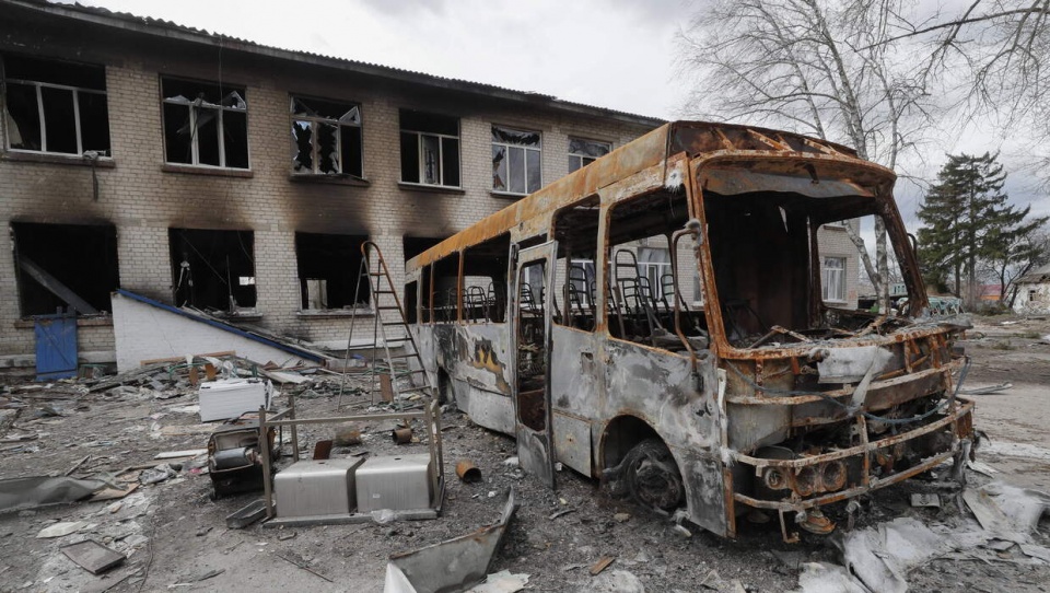 W obwodzie ługańskim Rosjanie kilka dni temu zbombardowali szkołę, zginęło 60 osób/fot. PAP, EPA