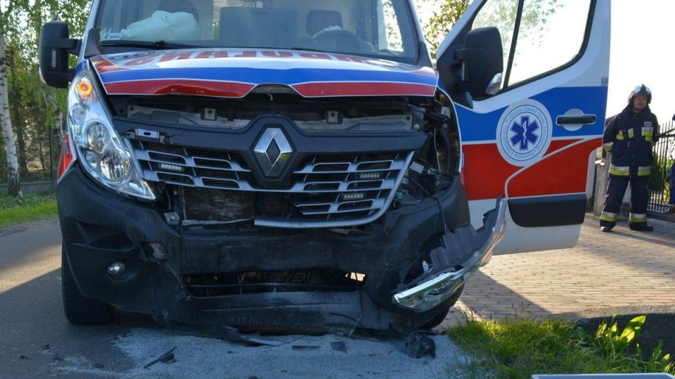 Policjanci wyjaśniają okoliczności wypadku, do którego doszło w Bełszewie (powiat radziejowski)/fot. materiały policji