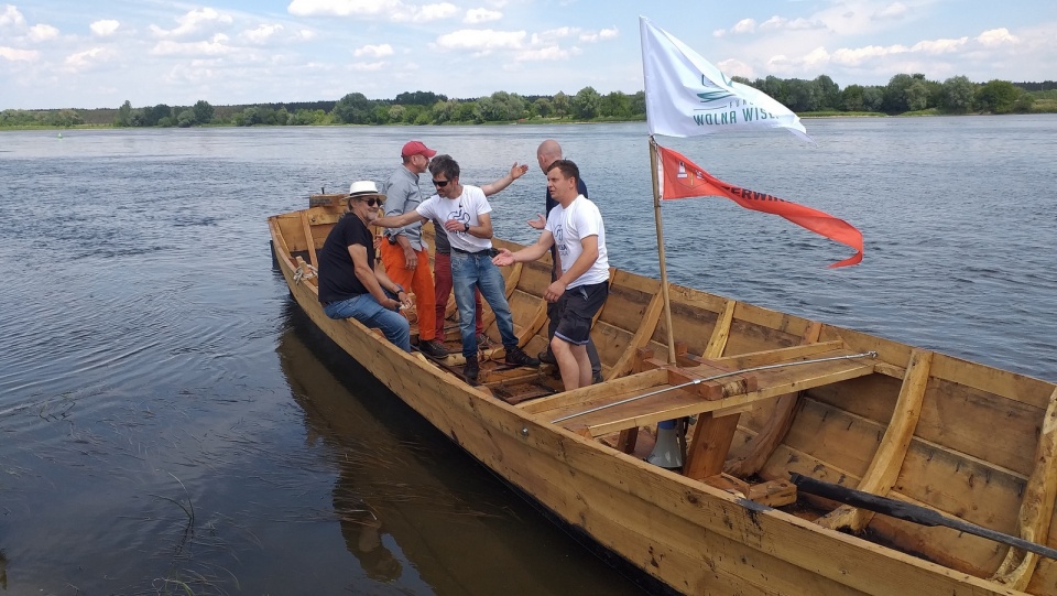 Wodowanie zrekonstruowanej łodzi zakończyło się sukcesem, Fot. Adriana Andrzejewska-Kurass