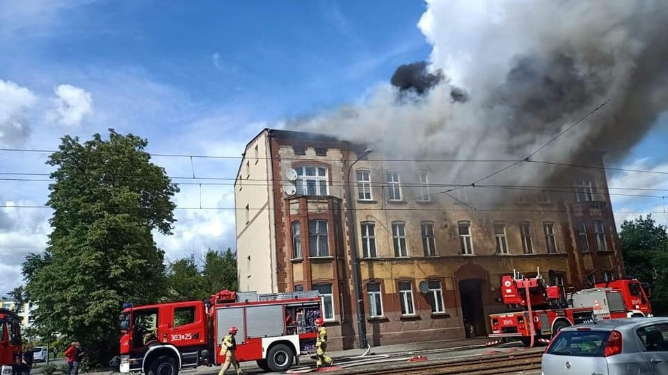 Pożar kamienicy przy ul. Jagiellońskiej w Bydgoszczy/fot. Bydgoszcz 998