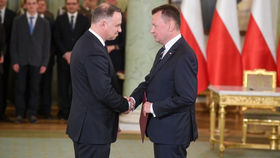 Prezydent Andrzej Duda dokonał w środę (22 czerwca) zmian w rządzie. Szef MON Mariusz Błaszczak został powołany na funkcję wicepremiera./fot. Andrzej Lange/PAP