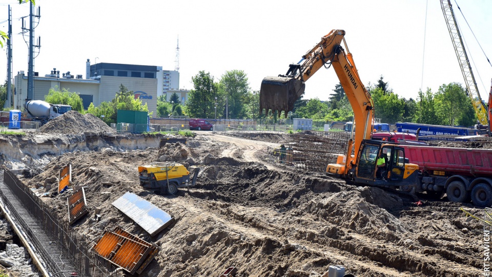 Trwające obecnie prace na placu budowy umożliwią wykonanie płyty fundamentowej/fot. bydgoszcz.pl