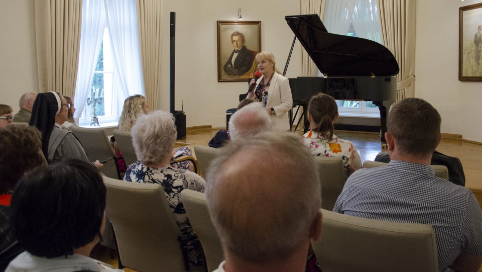 Koncerty odbywają się w każdą niedzielę lipca i sierpnia. Fot.szafarnia.art.pl