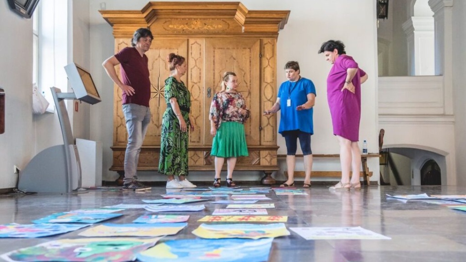 Na pierwszą edycję konkursu organizowanego przez Muzeum Okręgowe w Toruniu wpłynęło blisko 150 prac wykonanych w rożnych technikach. Fot. muzeum.torun.pl/