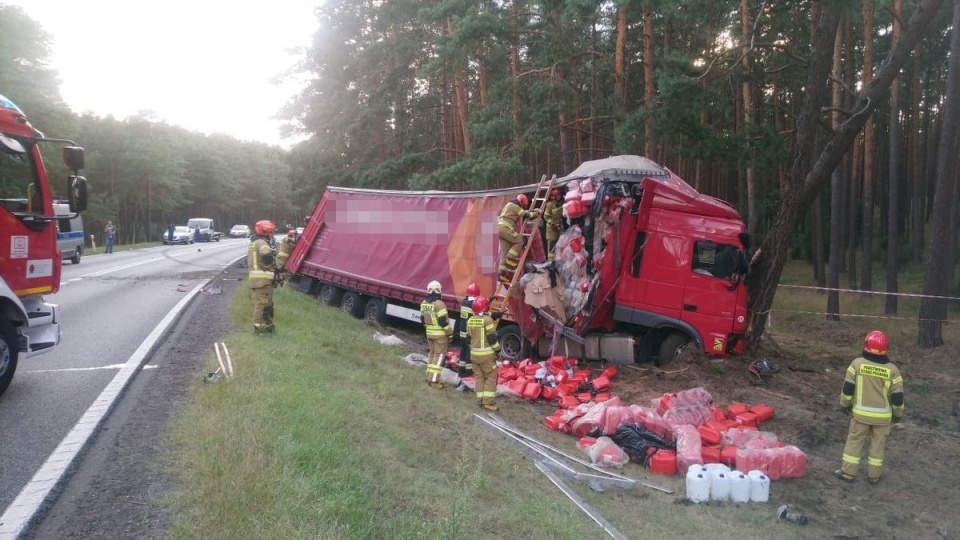 Tragiczny wypadek w Emilianowie. Nie żyją trzy osoby, w tym dwoje dzieci/fot. Policja