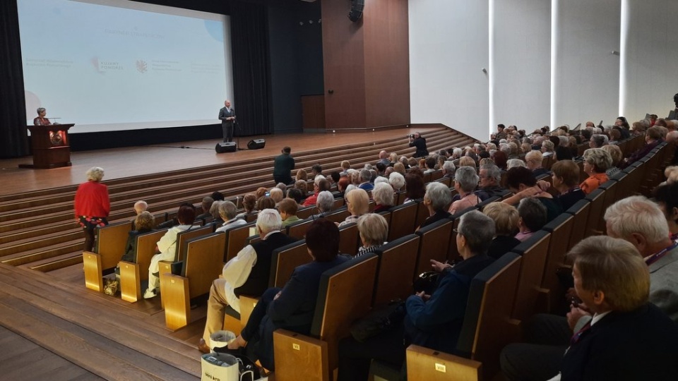 O zdrowiu, aktywności, bezpieczeństwie i nowych technologiach rozmawiali w Toruniu uczestnicy V Forum Seniora. Fot. Monika Kaczyńska