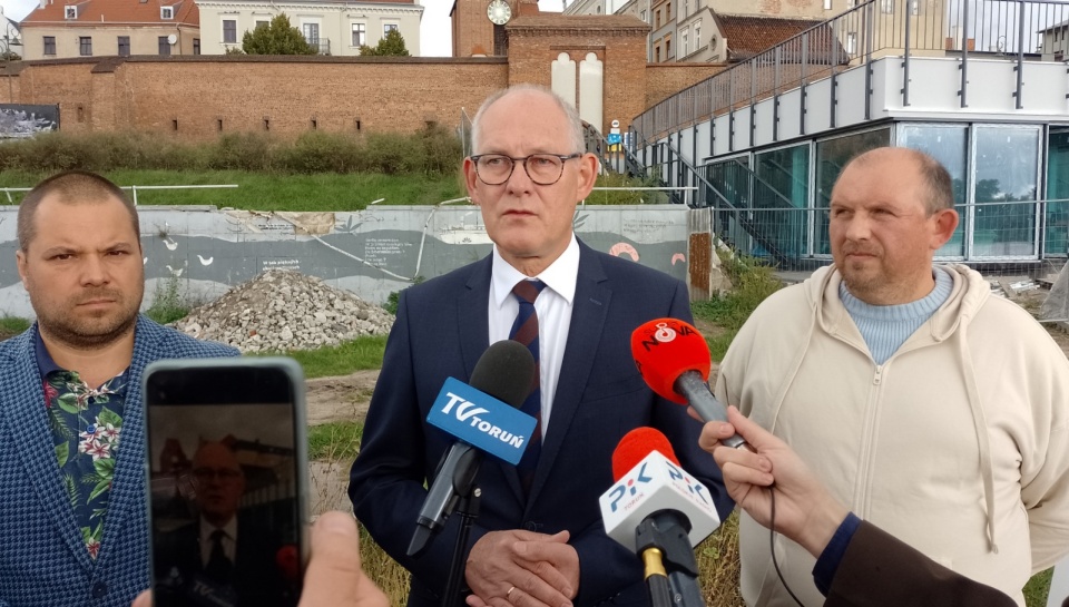 Konferencja posła Roberta Kwiatkowskiego. Fot. Michał Zaręba