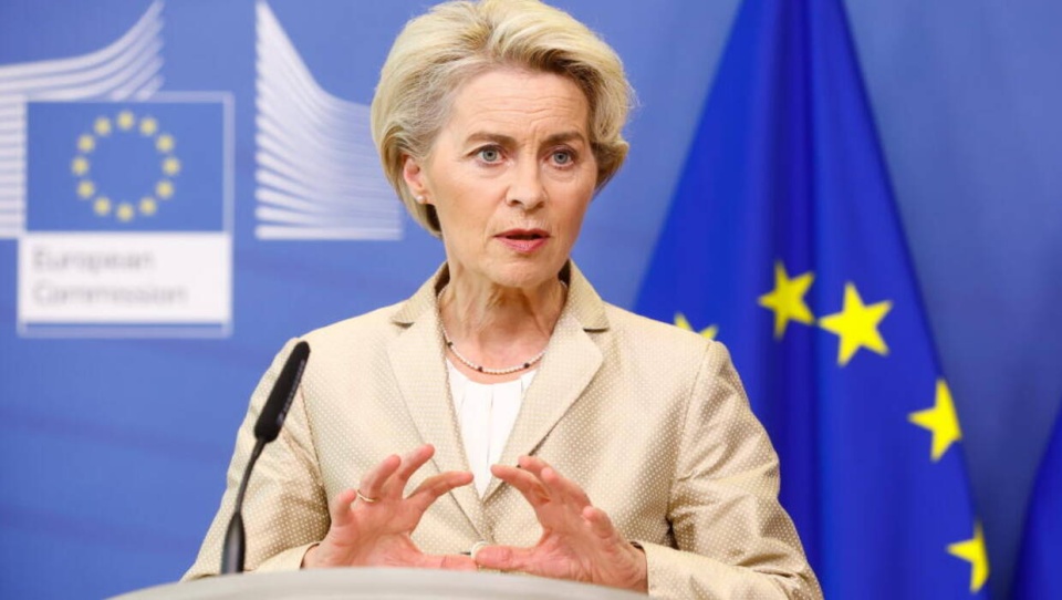 Ursula van der Leyen/fot. PAP/EPA/Stephanie Lecocoq