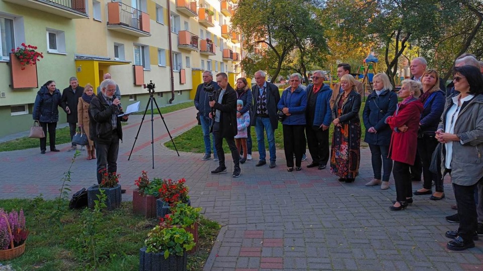 Odsłonięcie tablicy poświęconej Irenie Jarockiej/fot. Monika Siwak