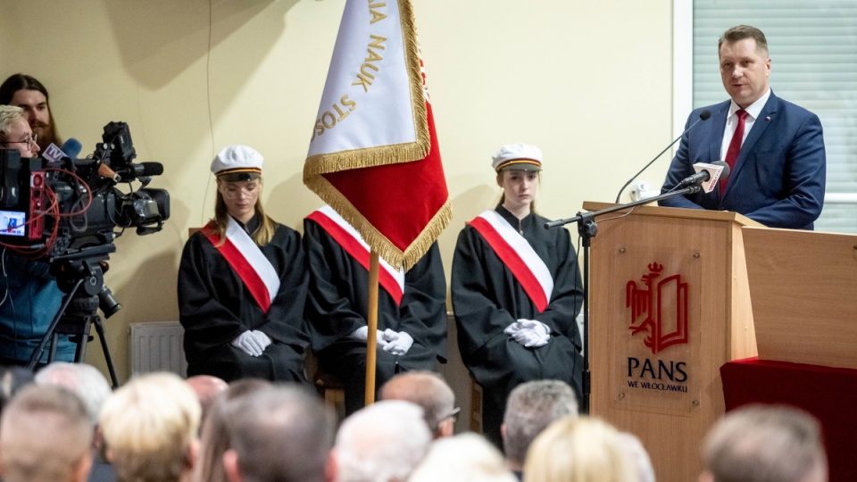 Minister Przemysław Czarnek podczas w inauguracji roku akademickiego w Państwowej Akademii Nauk Stosowanych we Włocławku/fot. Tytus Żmijewski, PAP