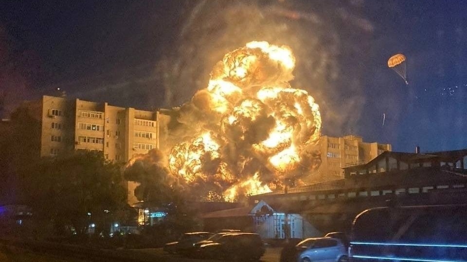 Moment eksplozji w Jejsku. Fot.: KiKŚ/Facebook