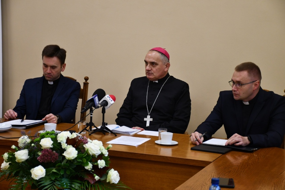 Konferencja biskupa bydgoskiego ks. Krzysztofa Włodarczyka/fot. materiały Diecezji Bydgoskiej