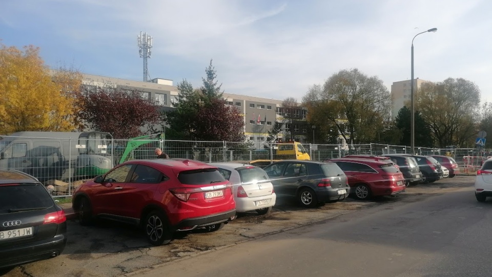 Budowa parkingu przy SP nr 63 przy ul. Goszczyńskiego w Bydgoszczy/fot. mg