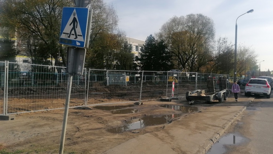 Budowa parkingu przy SP nr 63 przy ul. Goszczyńskiego w Bydgoszczy/fot. mg