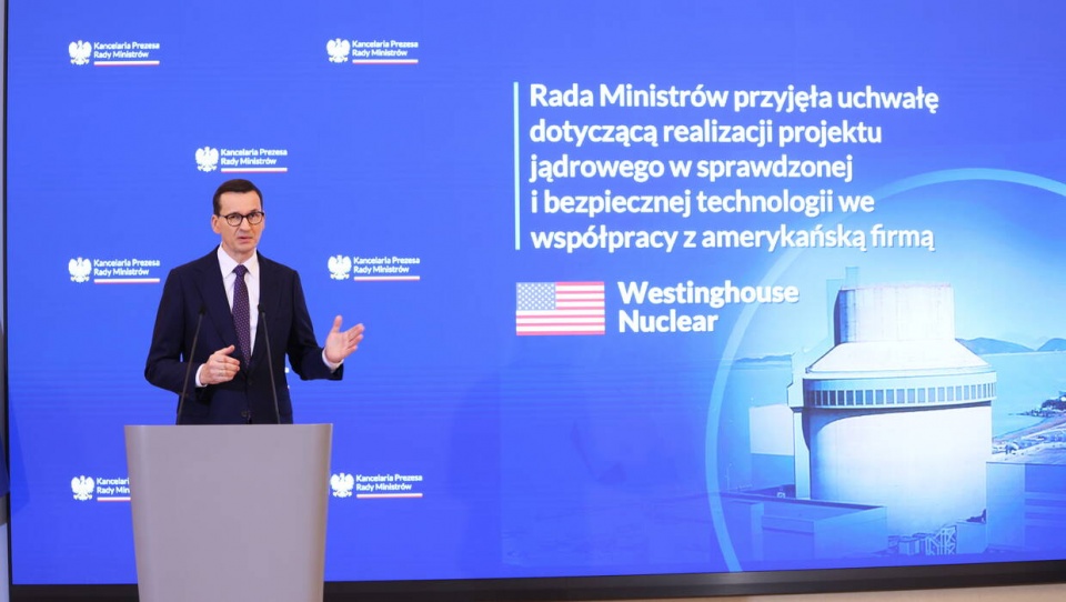 Premier Mateusz Morawiecki podczas konferencji prasowej/fot. Leszek Szymański