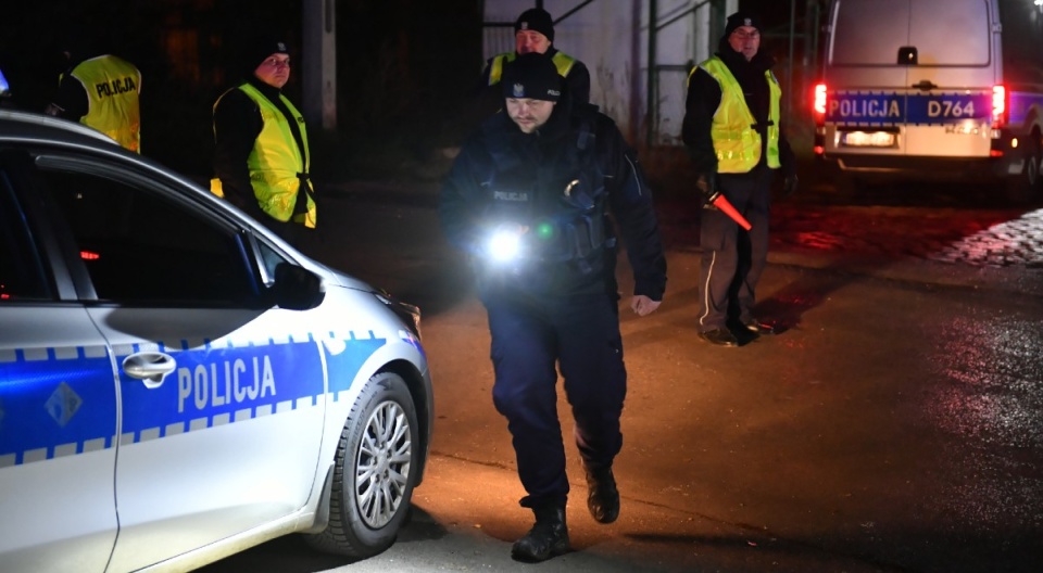 We wsi Przewodów w powiecie hrubieszowskim w województwie lubelskim spadł pocisk produkcji rosyjskiej. Na miejscu wciąż pracują służby./fot. PAP