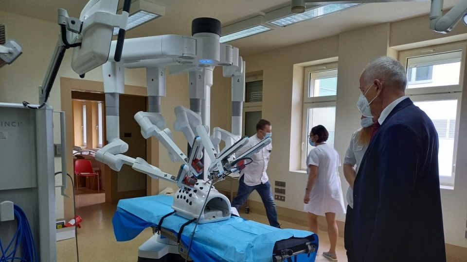Do wykonywania operacji urologicznych używany jest robot da Vinci/fot. archiwum PR PiK