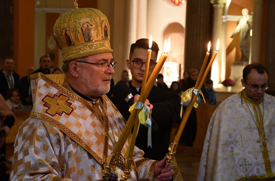 Parafia greckokatolicka św. Michała Archanioła w Bydgoszczy świętowała w sobotę (19 listopada) 5-lecia istnienia. Jubileuszowej liturgii z udziałem wiernych i zaproszonych gości przewodniczył bp Włodzimierz Juszczak./fot. Marcin Jarzembowski/Diecezja Bydgoska