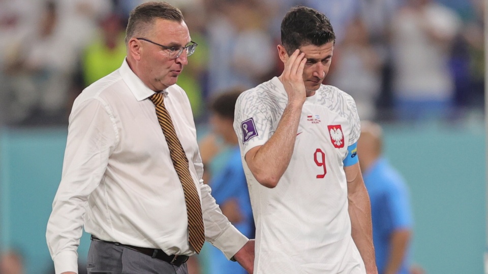 Czesław Michniewicz i Robert Lewandowski wiedzą, że z Francją reprezentacja musi zagrać inaczej. Fot.: Friedmann Vogel/PAP