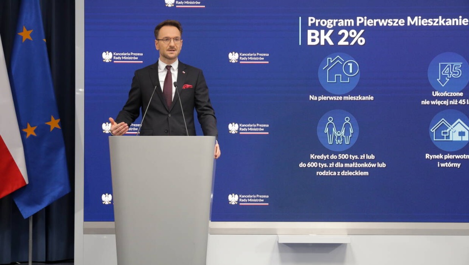 Minister Waldemar Buda podczas konferencji prasowej/fot. Albert Zawada, PAP