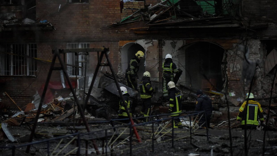 Rosjanie po raz kolejny ostrzelali infrastrukturę krytyczną Ukrainy/fot. Oleg Petrasyuk/PAP/EPA