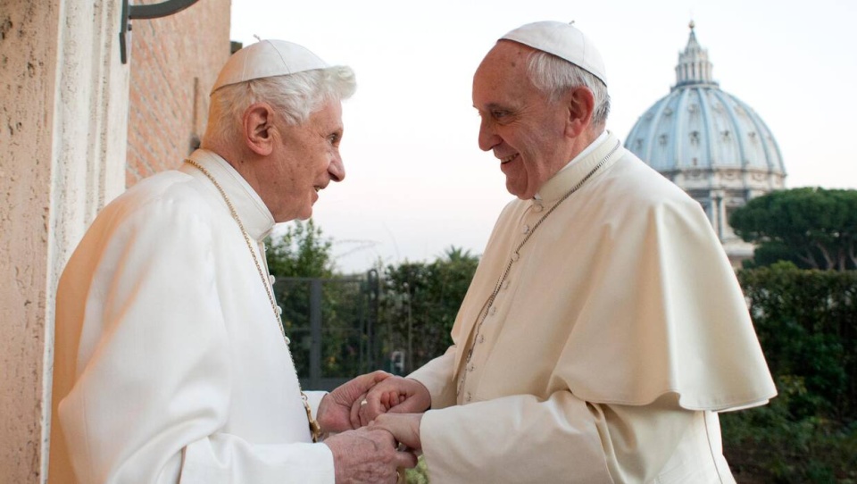 Papież Benedykt XVI jest w ciężkim stanie - poinformował Watykan./fot. archiwum/PAP/Abaca/Vandeville Eric