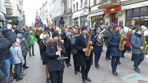 Orszak Trzech Króli przeszedł ulicami toruńskiej Starówki/fot. Monika Kaczyńska