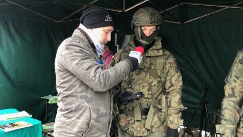W Toruniu i Grudziądzu rozpoczęły się pierwsze na Kujawach i Pomorzu szkolenia w ramach akcji „Trenuj z wojskiem w ferie"./fot. Jan Duks