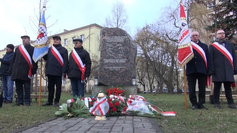 Bydgoskie obchody 40. rocznicy zamknięcia wojskowych obozów internowania. (jw)