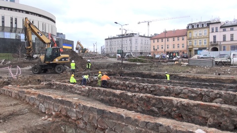 Odkrycia archeologów na placu budowy czwartego kręgu Opery Nova/fot. jw