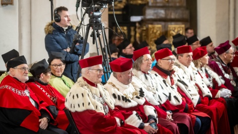 Msza św. w katedrze toruńskiej poprzedzająca rozpoczęcie obrad Świartowego Kongresu Kopernikańskiego/fot. Tytus Żmijewski, PAP