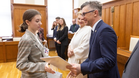 Zakończono XX edycję Regionalnego Konkursu Wiedzy o Samorządzie Terytorialnym/Fot: Szymon Zdziebło/tarantoga.pl dla UMWKP