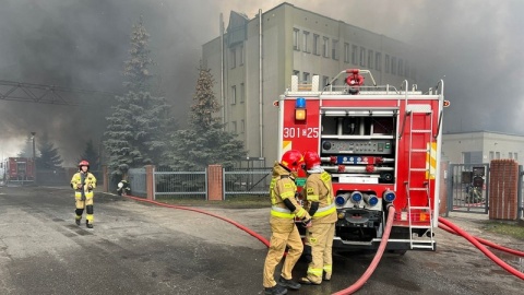 Pożar magazynu na Osowej Górze w Bydgoszczy/fot. Bydgoszcz 998