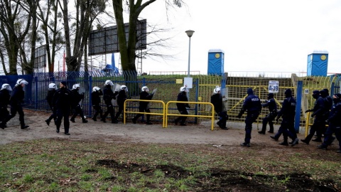 Niemal 100 policjantów z I Kompanii Nieetatowego Pododdziału Policji Komendy Wojewódzkiej Policji w Bydgoszczy brało udział w ćwiczeniach na obiektach sportowych/fot. KWP Bydgoszcz