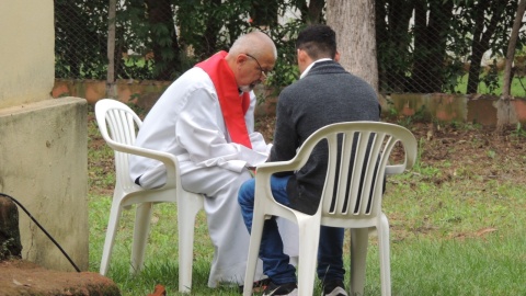 Wielkanoc w Paragwaju. Ksiądz Piotr Szytniewski prowadzi dom nowicjacki michalitów w miejscowości Natalicio Talavera/fot. nadesłane